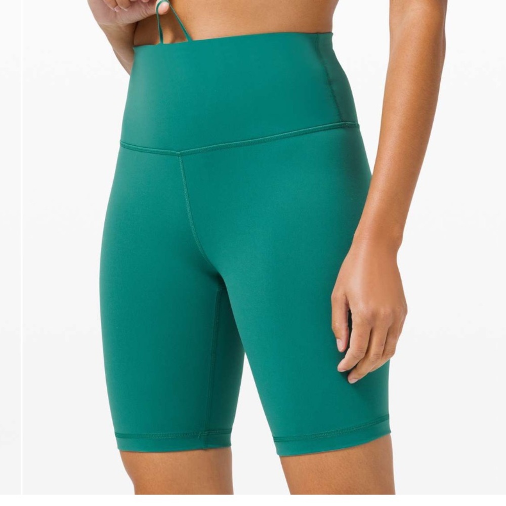 Lululemon Wunder train high rise short 8”